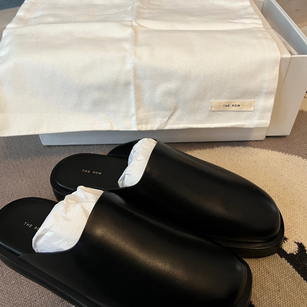 The Row Sabot Black Leather Mules NWB Size 38.5